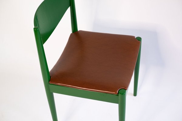 Thonet Stuhl, grün lackiert - braunes Polster